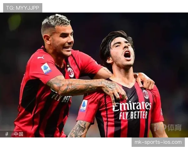 卡马文加与托纳利：新一代中场核心的攻防能力结构与战术角色差异解析